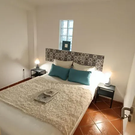 Appartement Cosy At Madragoa Lissabon